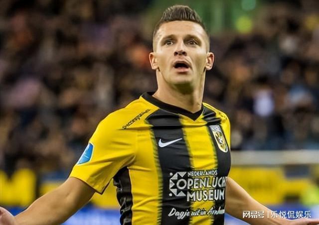 功球队所须 功球队所须